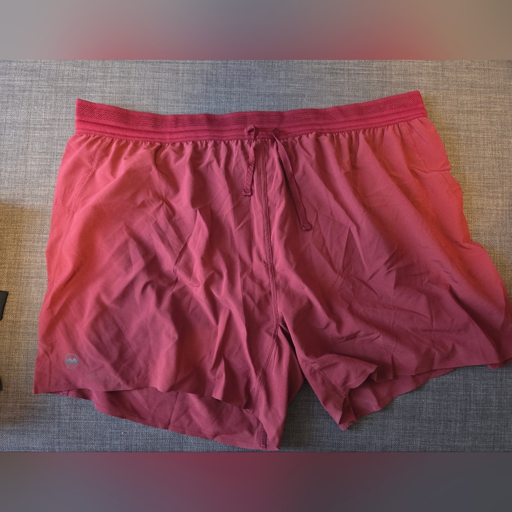 Janji Men's Rose Athletic Shorts